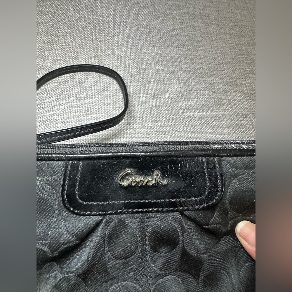 Coach Black Signature Wristlet Clutch with Leather Trim - Picture 2 of 4